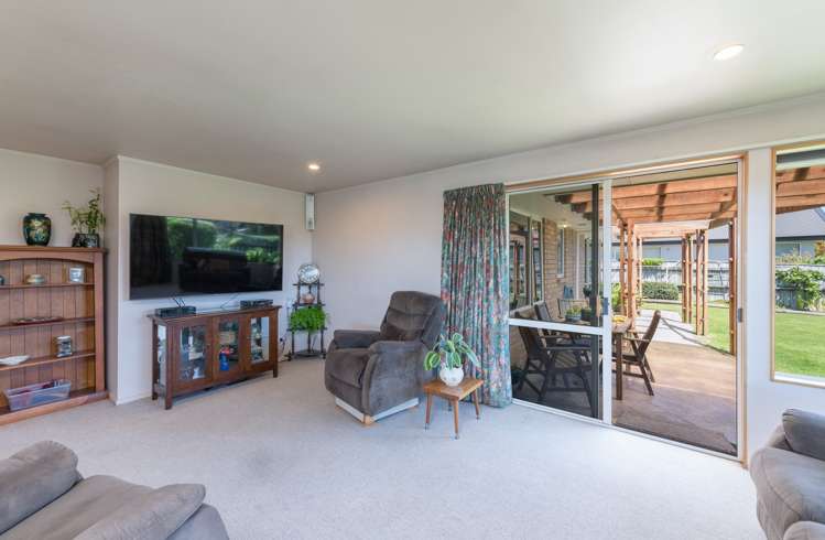 2 Baxter Place Stoke_9