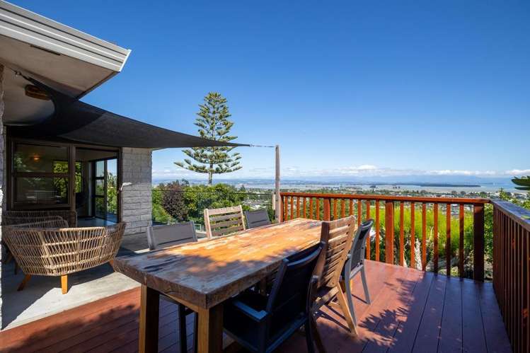 32 View Mount Stoke_9