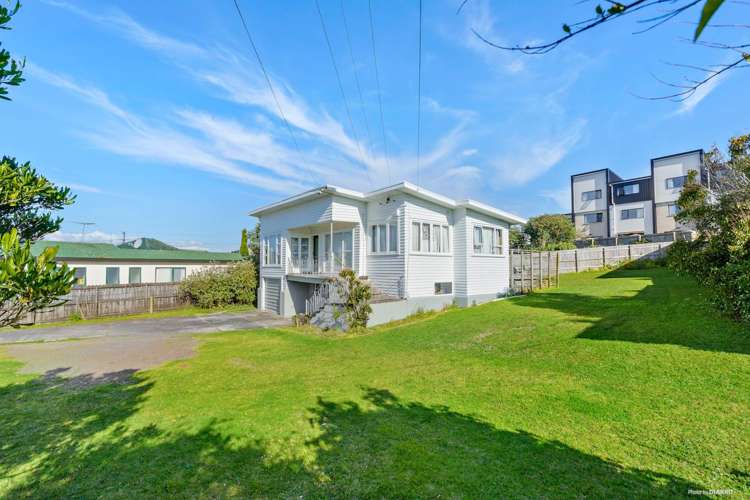 2 Binsted Road New Lynn_2