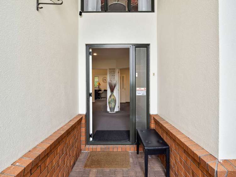 71 Nielsen Gardens_1