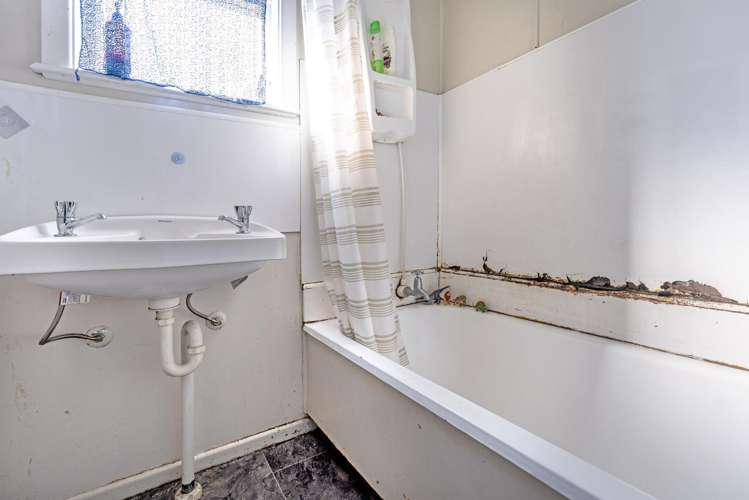 37 Munro Street Elgin_14