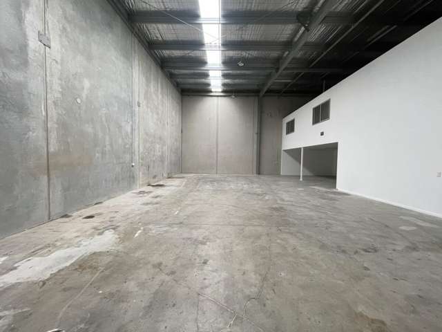 Unit 11, 19 Nga Mahi Road Sockburn_1