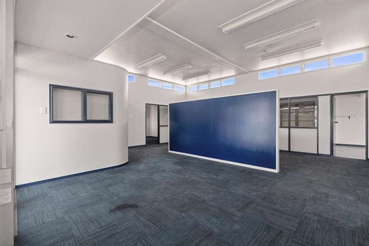 100-106 View Road Mangakakahi_5