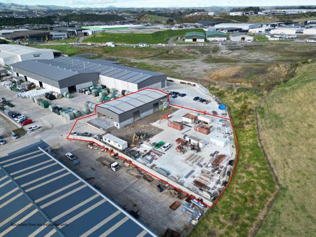 Large yard with buildings