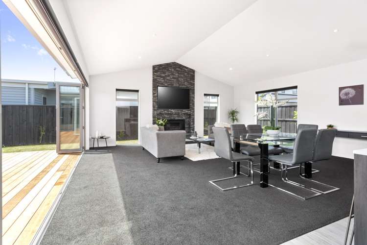 17 Picadilly Avenue Casebrook_3