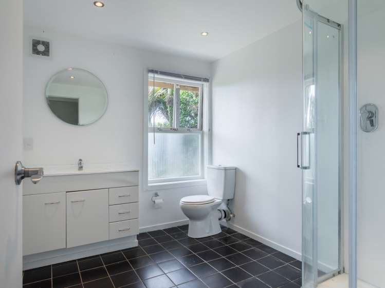 216 Motutara Road Muriwai_13