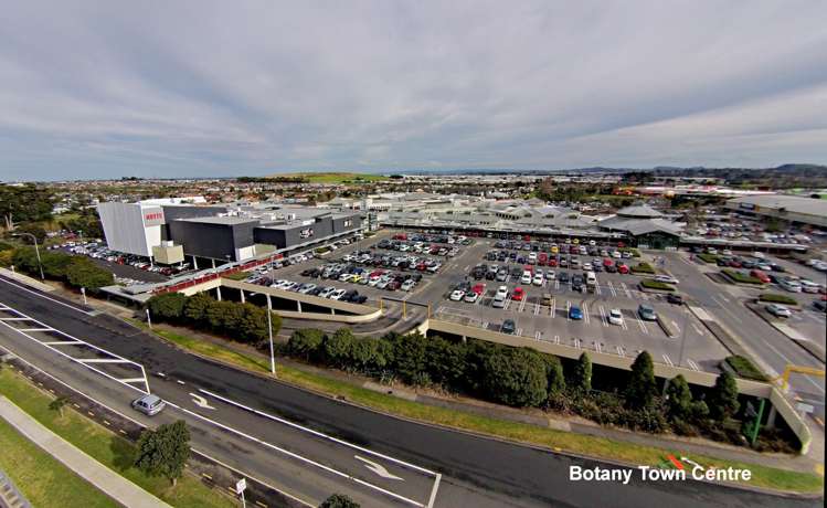 53 Armstrong Farm Drive East Tamaki Heights_15