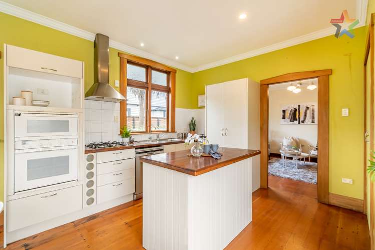 30 Ludlam Crescent Woburn_6