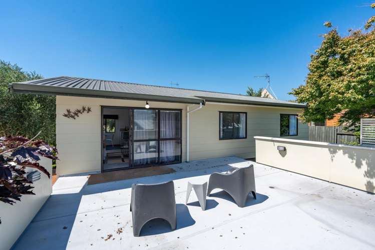 32 Lansdowne Crescent Glenview_9