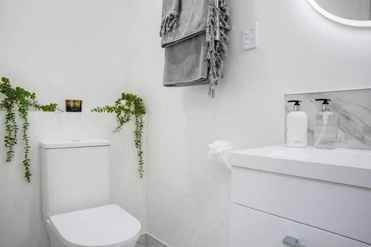 28 Mckinstry Avenue Mangere East_6