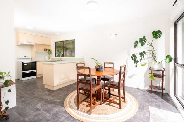 98 Allington Road Karori_3