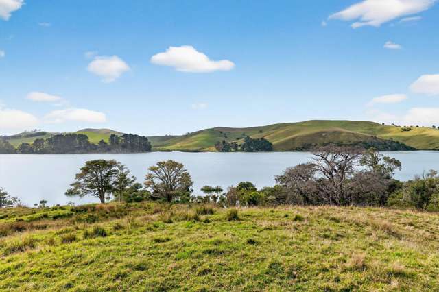 Pahi's Crown Jewel - 4ha of Pure Coastal Paradise