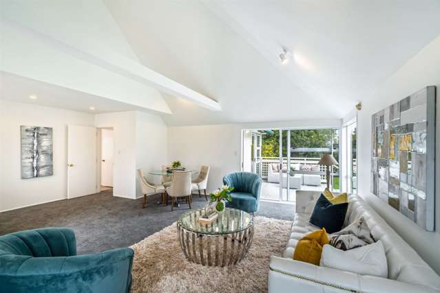 1/1 Valley Road Northcote_4