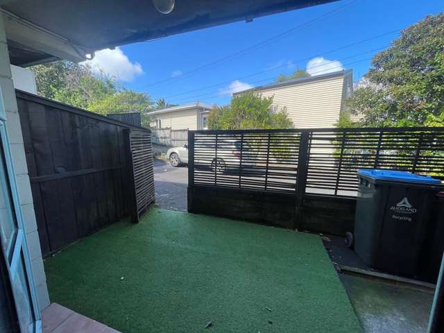 1/4 Wynyard Road Mount Eden_2