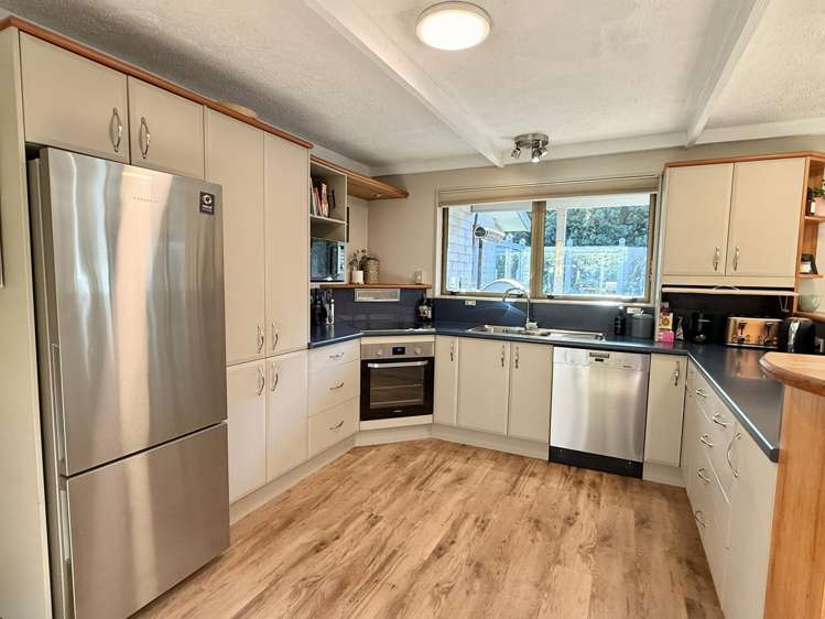 75 Oreti Road Otatara_7