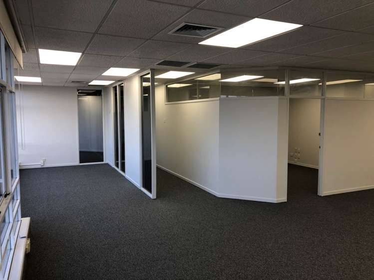 Unit A1/129 Onewa Road Northcote_2