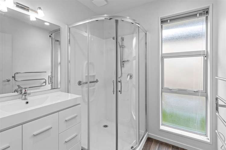 4 Risby Place Burnside_11