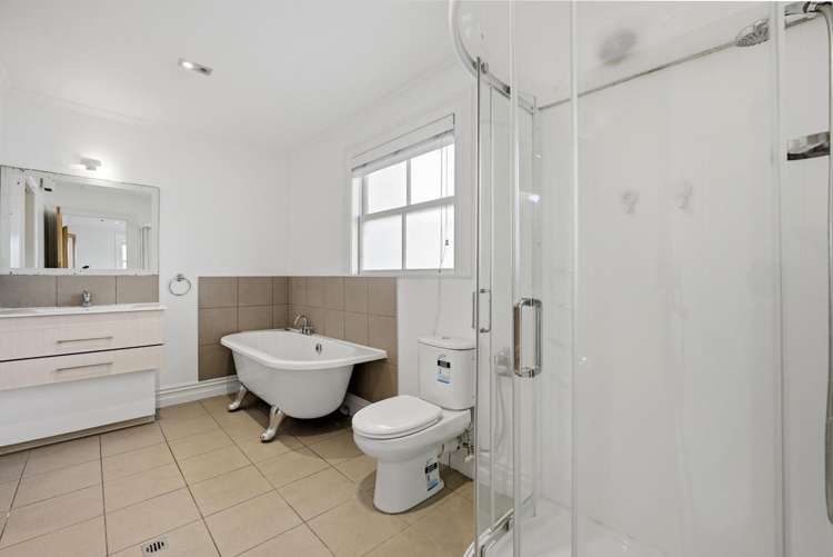 1/102 Queen Street Northcote Point_18