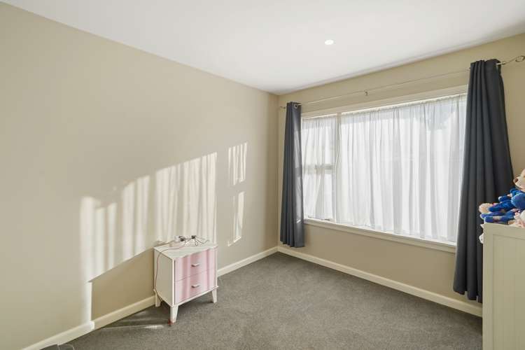 22 Dunstan Crescent Hornby_9