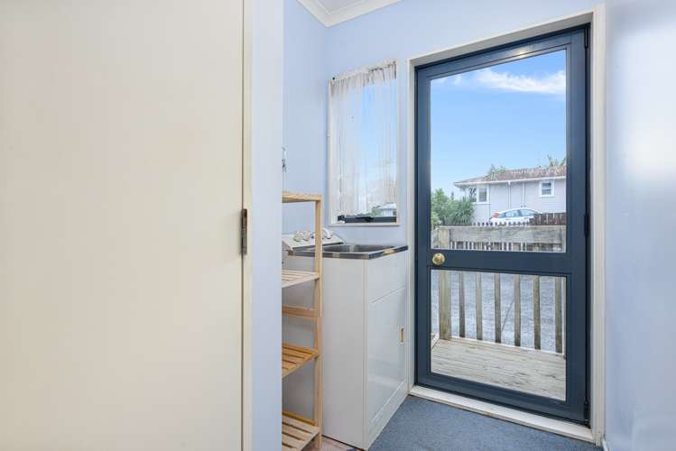 18a Poto Street Te Atatu South_16