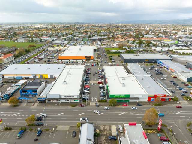 Harvey Norman-anchored retail complex for sale