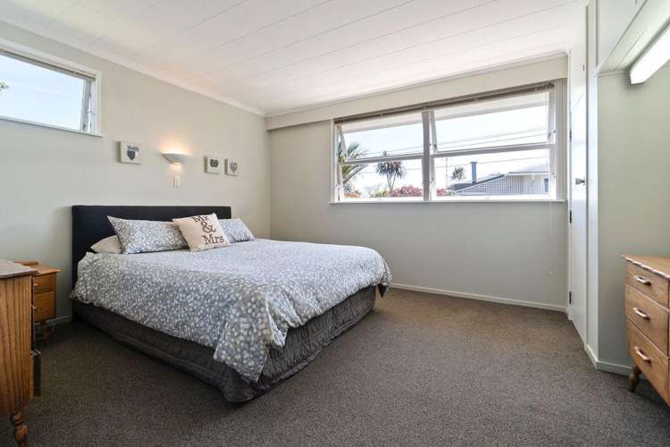 70 Gloria Avenue Te Atatu Peninsula_8