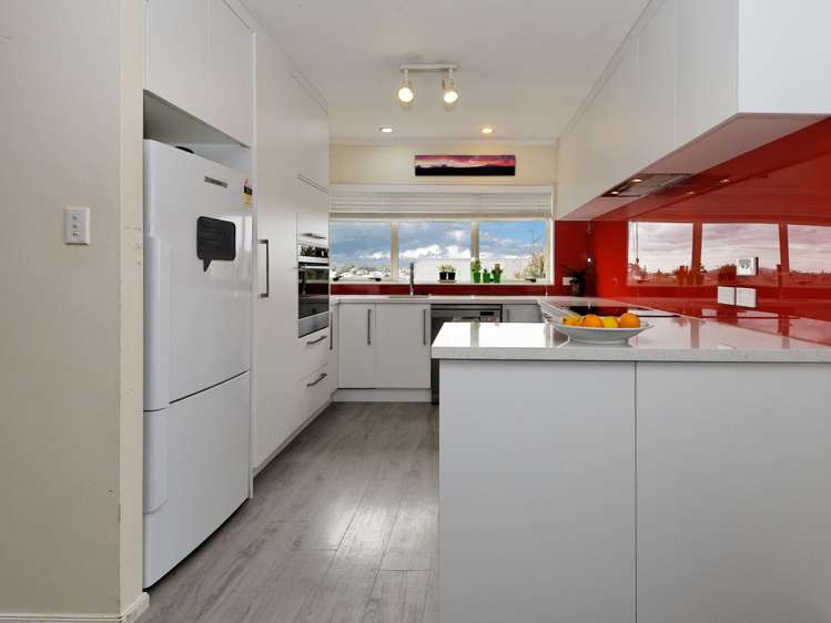 259 Glengarry Road Glen Eden_5