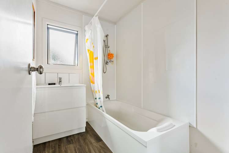 8a Snowden Street Ohauiti_8