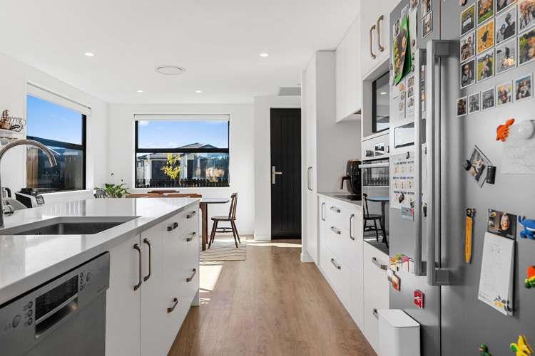 11 Hinaki Street Poike_13