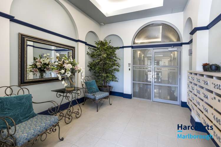 303/6 London Quay Picton_17