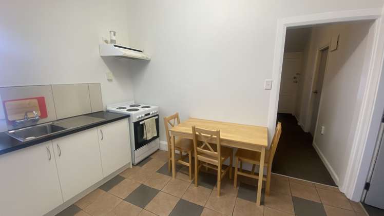 153 Ferguson Street West End_24