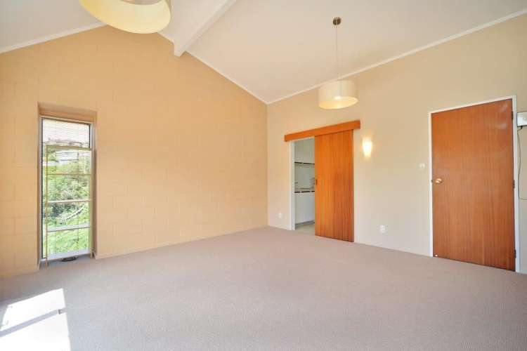 3/8 Narbada Crescent Khandallah_11