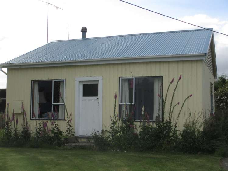 881 Tahakopa Valley Road Catlins Surrounds_17