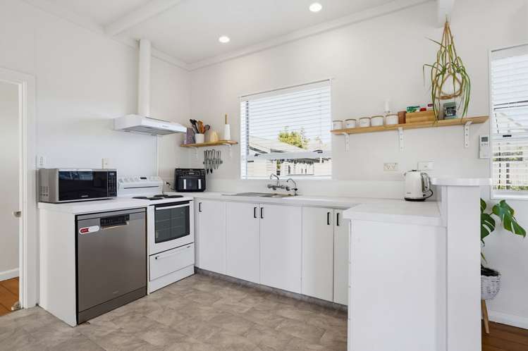 18 Marsden Road Stoke_16