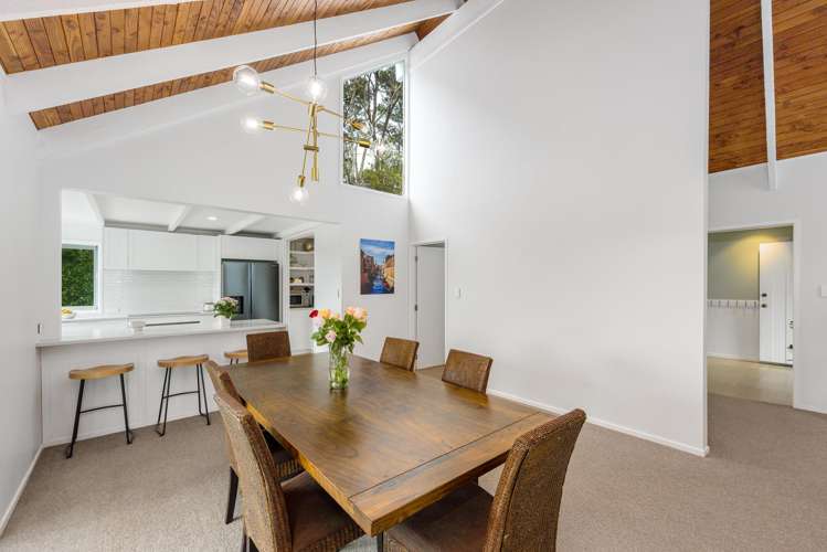 43 Cochrane Avenue Arkles Bay_11