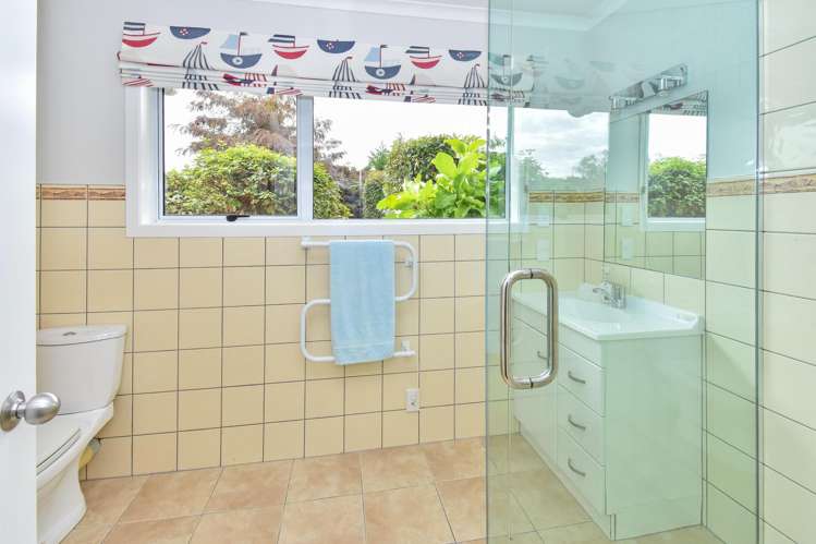 72 Kauri View Road Opaheke_14