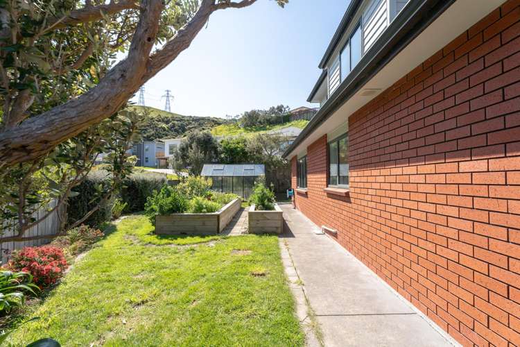 17 Cheetwood Street Churton Park_27