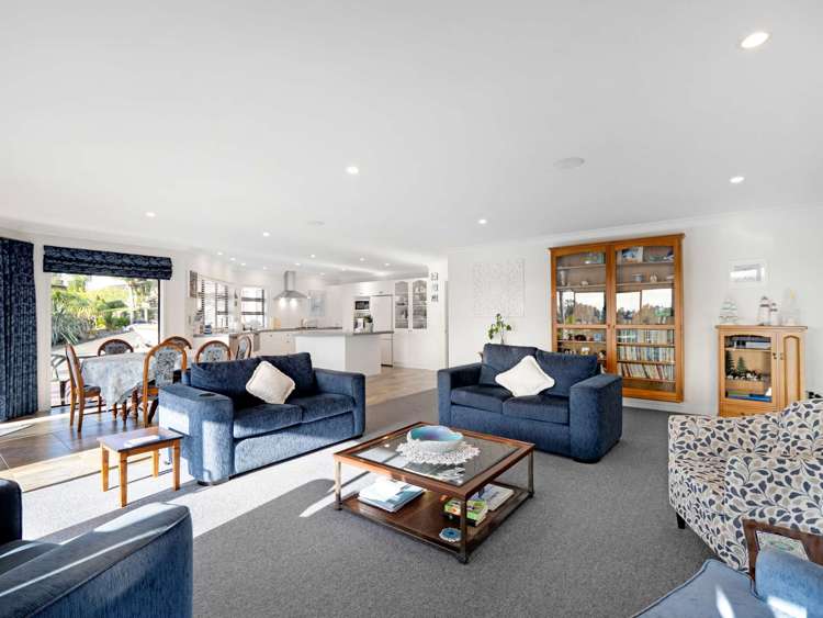 7 Waka Way Bellevue_10