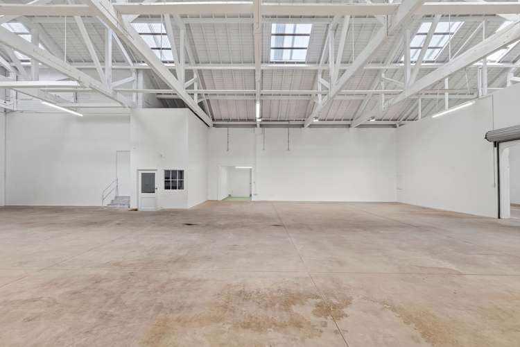 21 River Road Ngatea_4