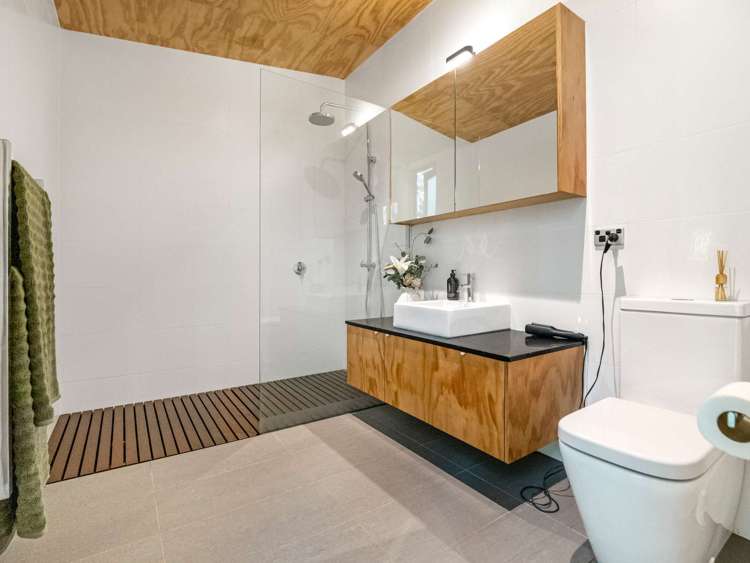 547 Spencer Road Lake Tarawera_14