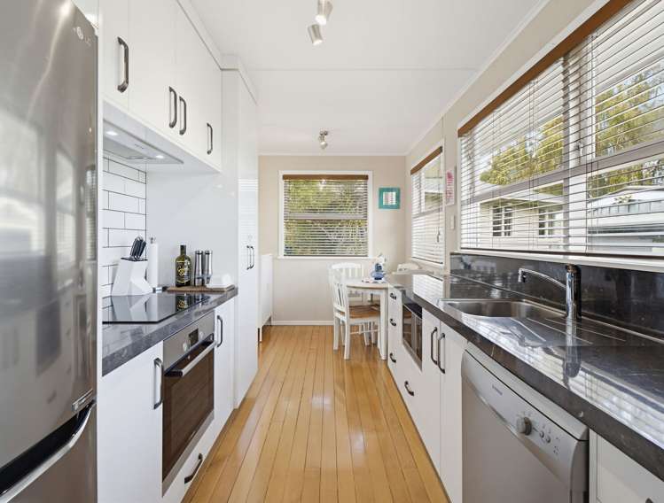 4 Perth Place Awapuni_7