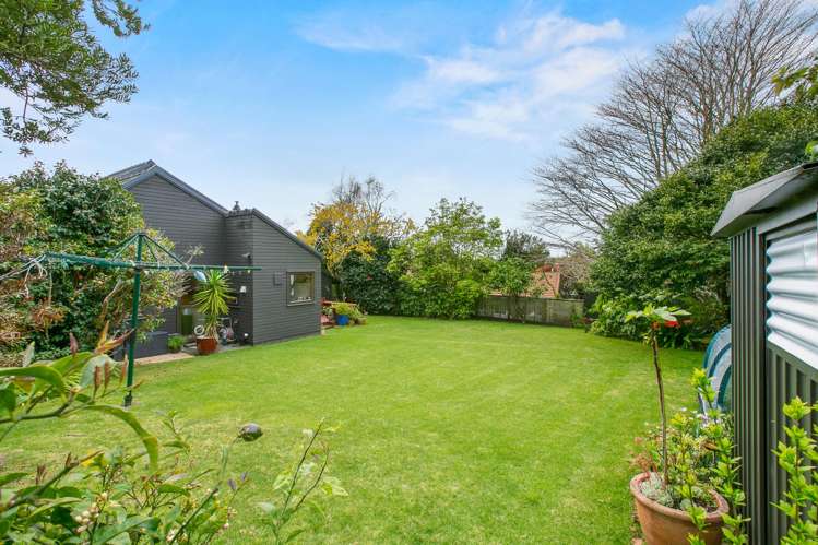 11 Cannon Street Westown_18