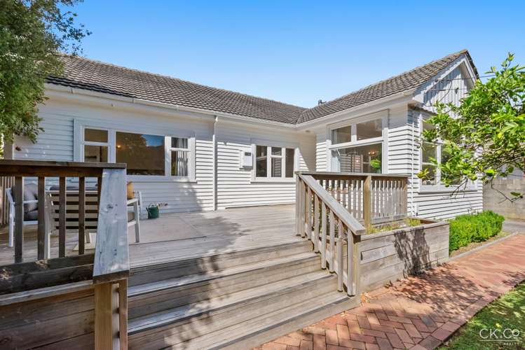 232 Fergusson Drive Heretaunga_25