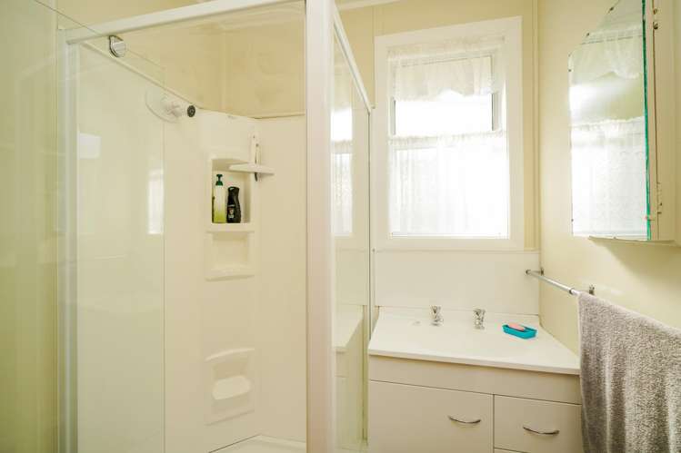 35 Kelso Crescent Strathern_10