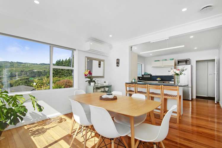 37 Sunrise Boulevard Tawa_3