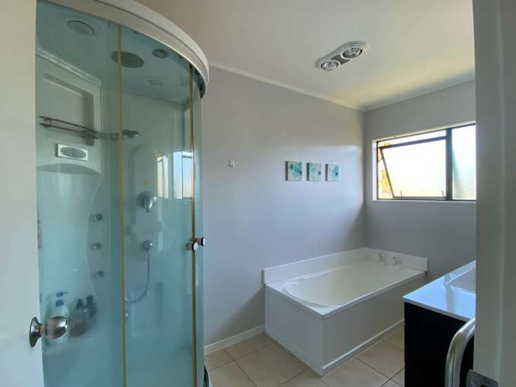 11 Breenagh Place Massey_3