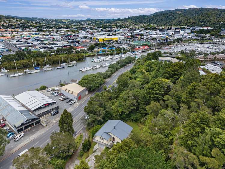 24 Riverside Drive_0