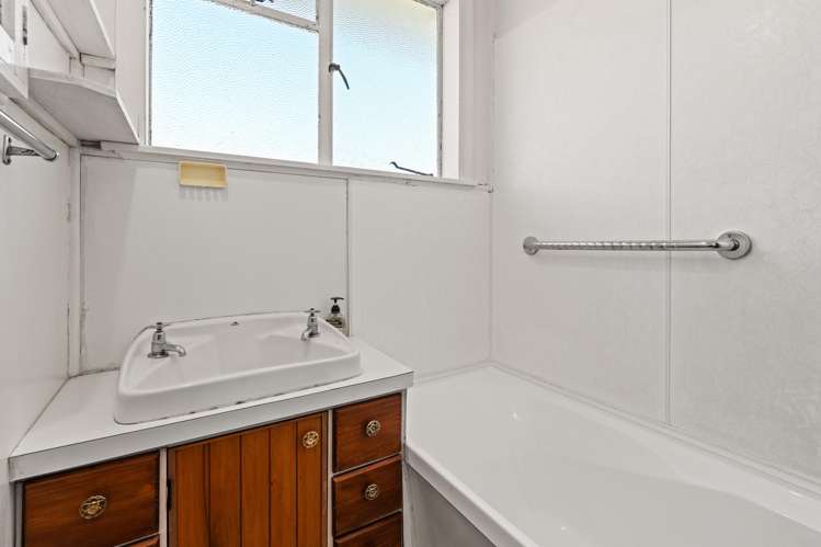 19 Nairn Street Mosgiel_12