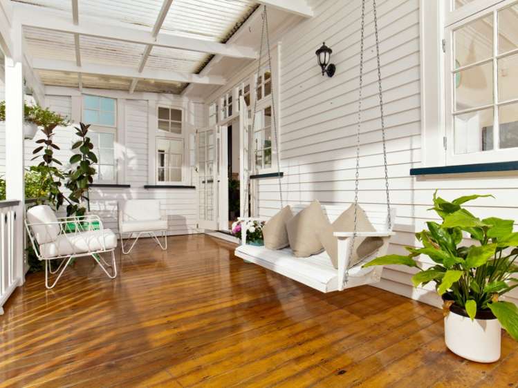 27 Bernard Magnus Lane Greenhithe_6