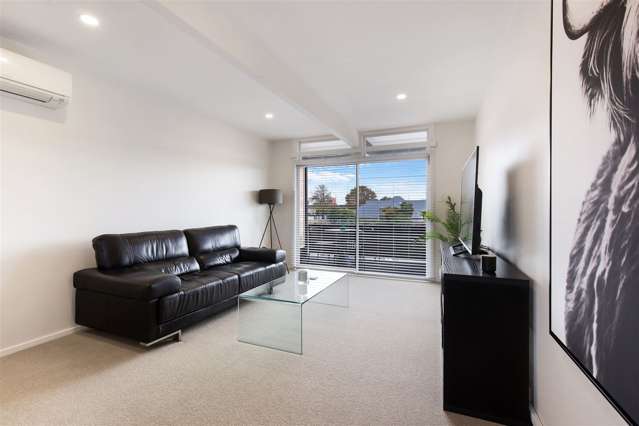 8/58 Papanui Road Merivale_3